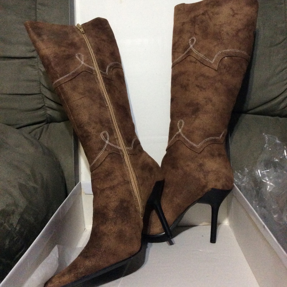 Women’s boots